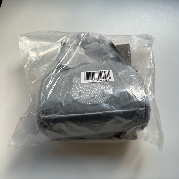 Hello Kitty Faux Patent Leather Bag Purse | Hello Kitty and Friends x Forever 21 - Picture 2 of 6